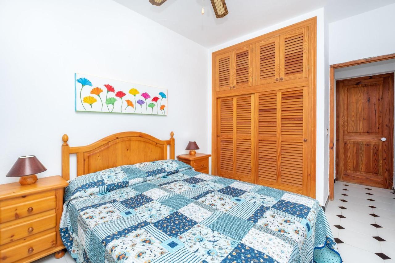 Villa Solivent Es Mercadal Bagian luar foto
